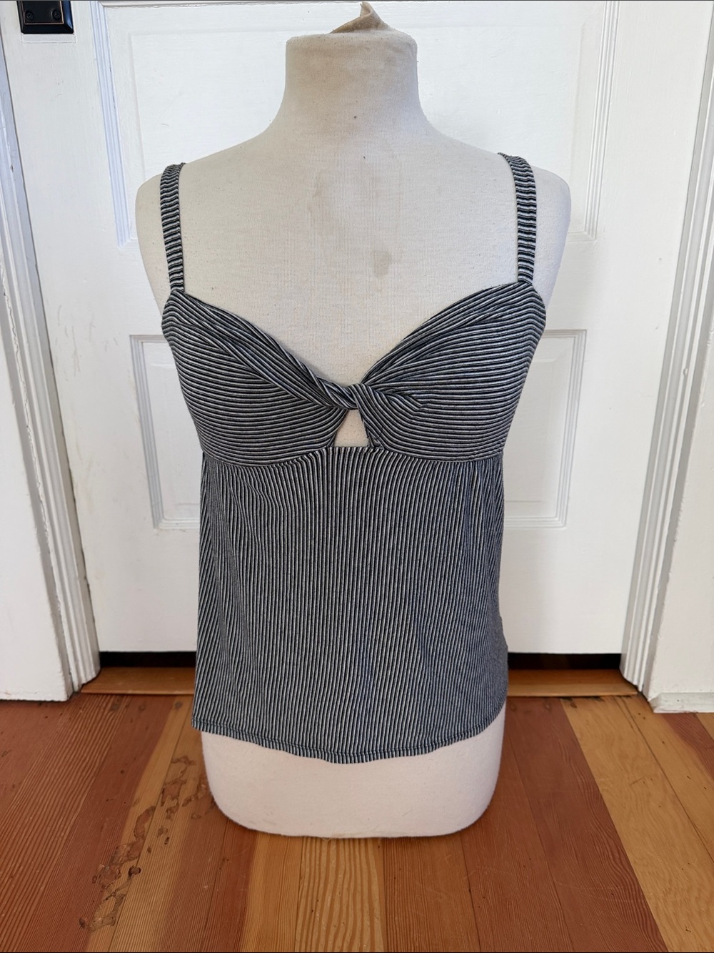 Socialite Twist Black‎ White Striped Tank Top Medium